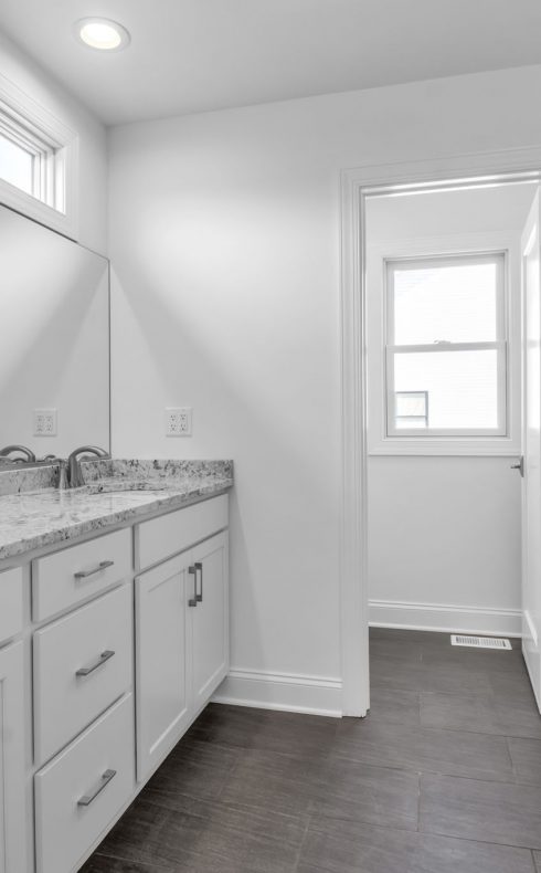 Franklin Primary Bath